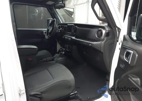 2021 Jeep Wrangler Unlimited Sport S 4X4 from USA, damaged, VIN 1C4HJXDN3MW744354